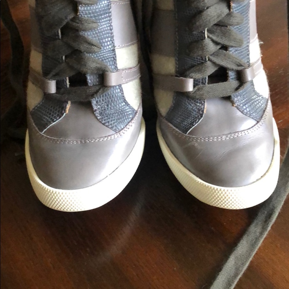 FLASH SALE DROP!⬇️ CHLOE wedge sneaker booties🌟 - Picture 7 of 9